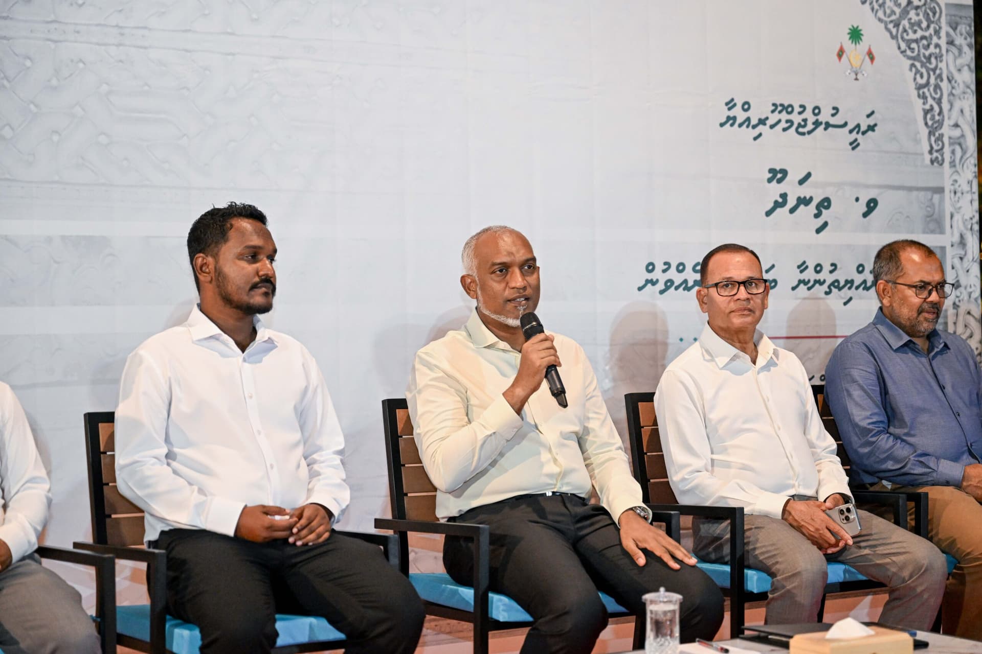 President Pledges Harbor Solution for Thinadhoo
