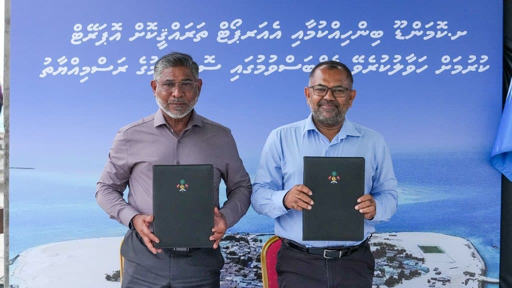 Komandoo Airport Project Handed to MACL