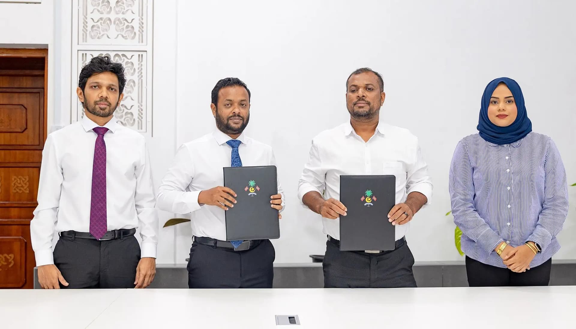 Government signs agreements with five Maldivian companies to develop 1,000 affordable housing units in Hulhumalé Phase 3. | Photo: Ministry of Infrastructure, Housing, and Urban Development.