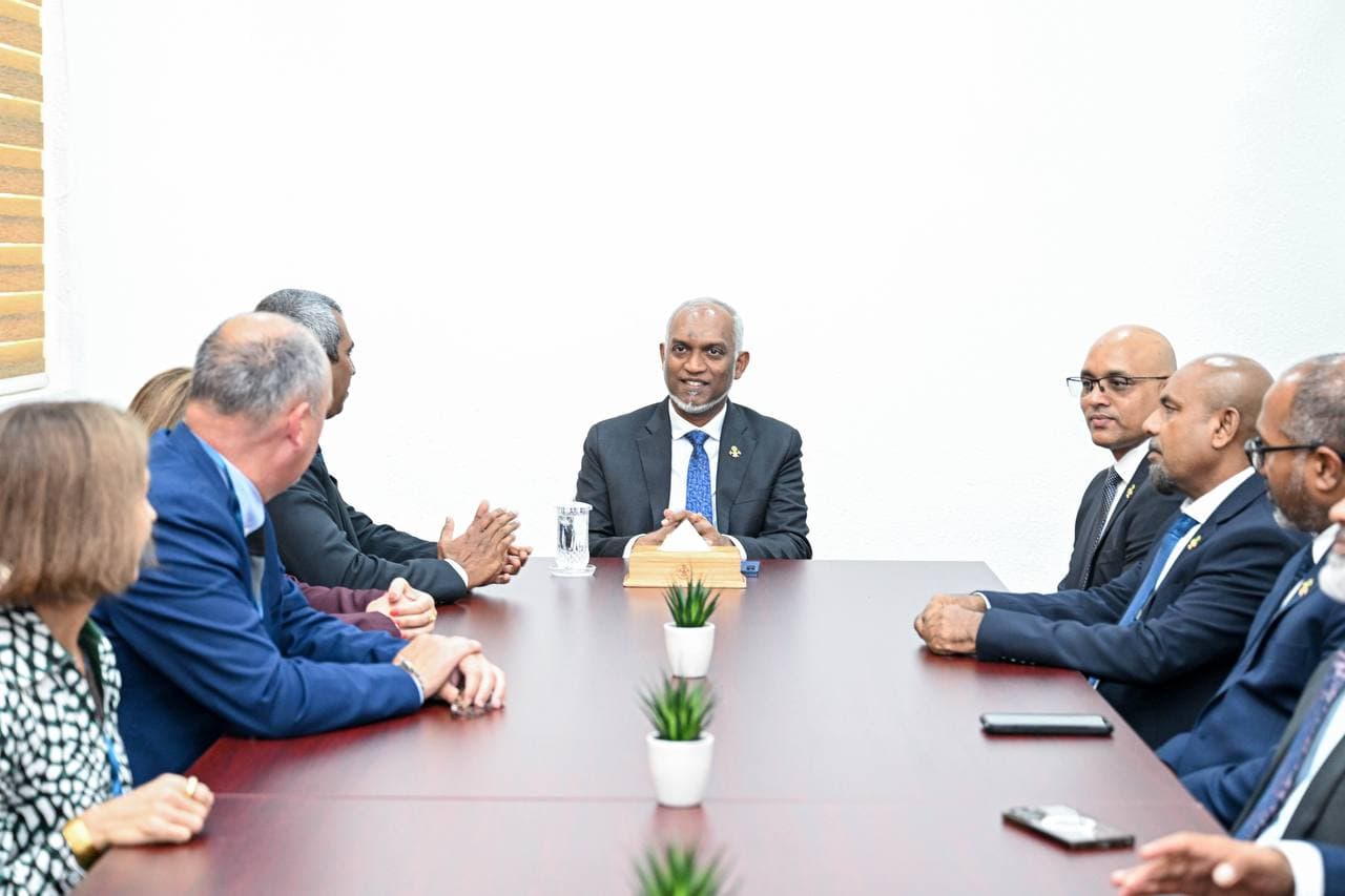 President Muizzu Reaffirms Commitment to Transparency in Meeting with SIDS Audit Leaders